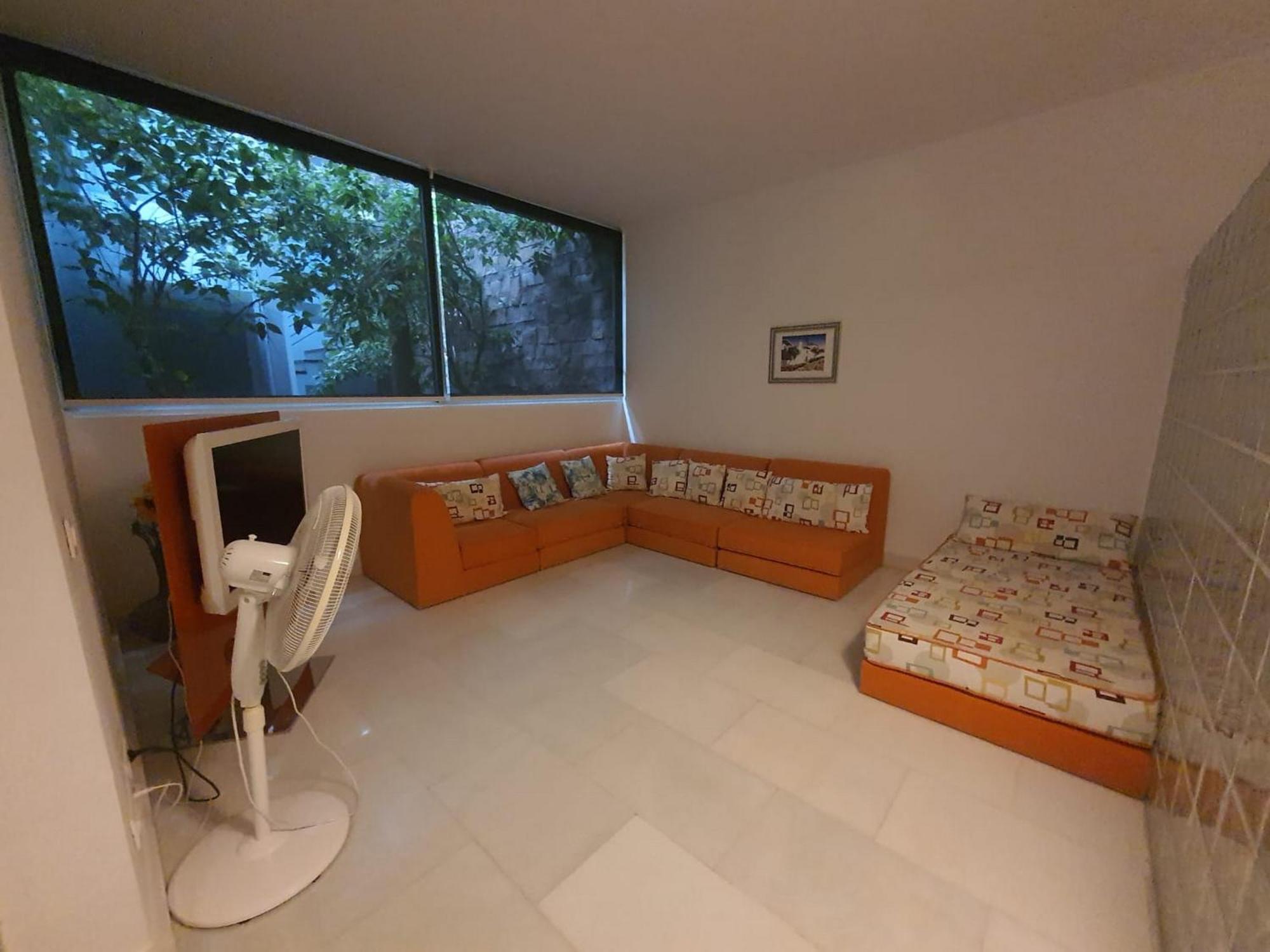 5-bedroom In Playa Del Duque Villa